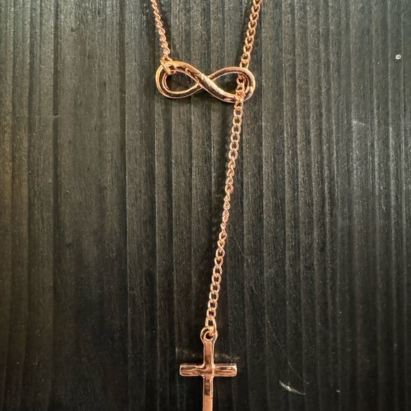 Necklace - Picture 2 of 3